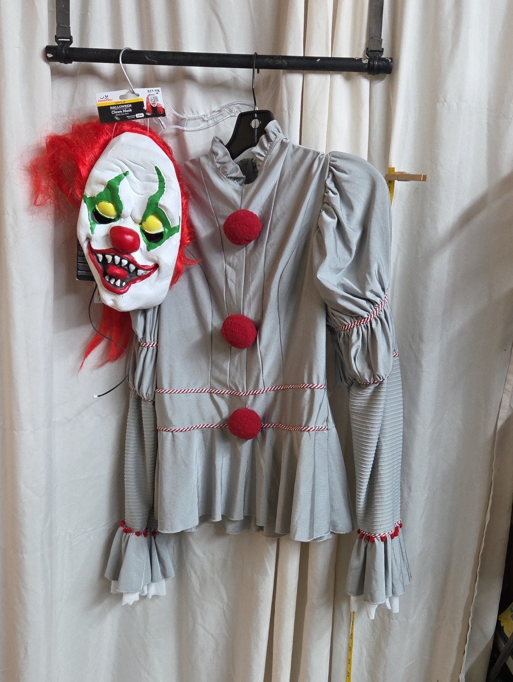 IT Pennywise Womens XL 14-16 Costume Shirt +;Light Up Mask